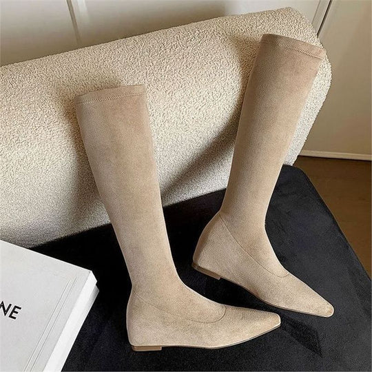Damen Kniehohe Stretch‑Stiefel mit spitzer Zehenpartie und integriertem Keilabsatz Shop Nory