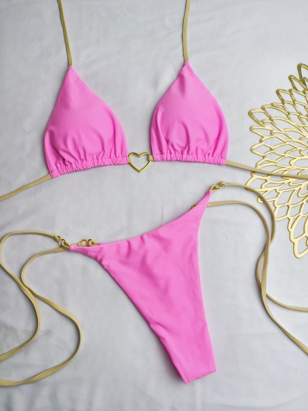 Damen Bikini-Set mit herzförmigem Detail und verstellbaren Trägern