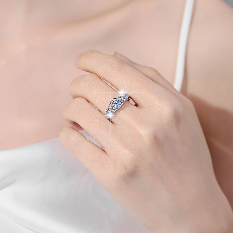 Damen zierlicher Dreisteine-Ring mit funkelndem Zirkonia-Besatz Shop Nory