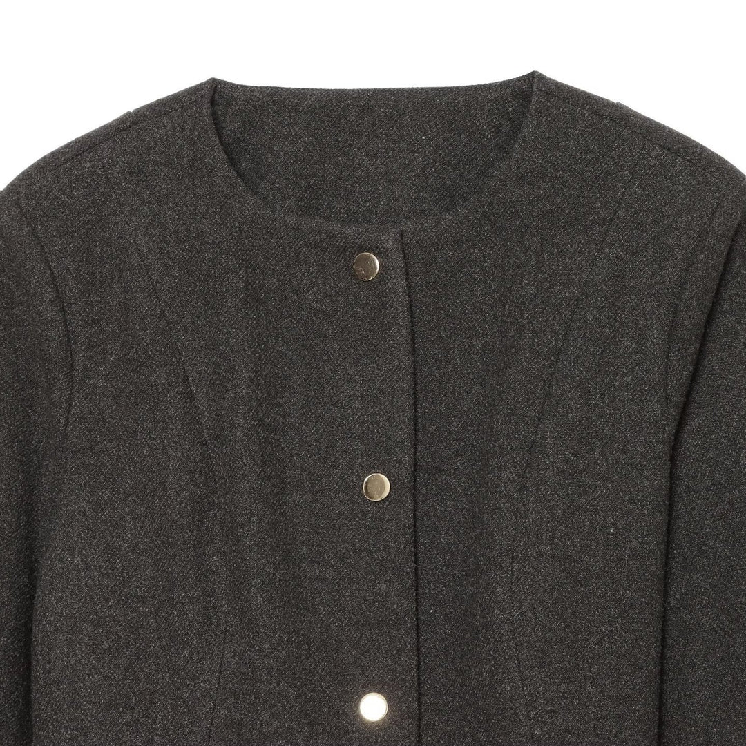 Damen Kurzjacke aus Wollmix mit Rundhalsausschnitt, Druckknopfverschluss und schmalem Taillengürtel Shop Nory