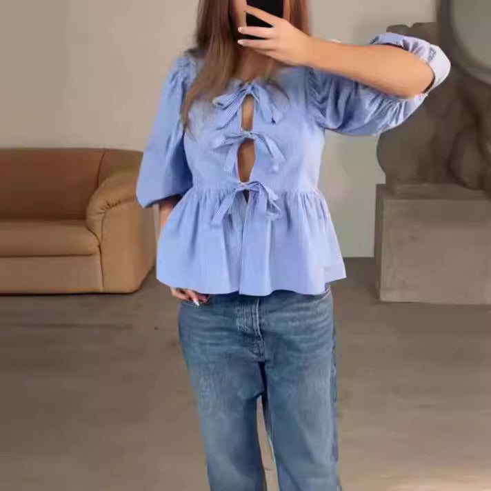 Damen Bluse mit raffinierten Schleifen und voluminösen Ärmeln