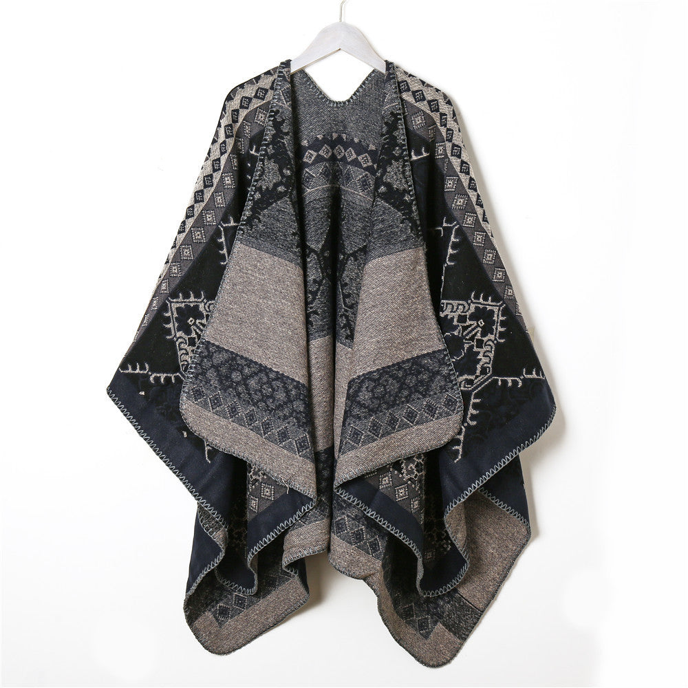 Damen Wollmix-Jacquard-Capeponcho im Ethno-Look mit dekorativer Ziernaht Shop Nory