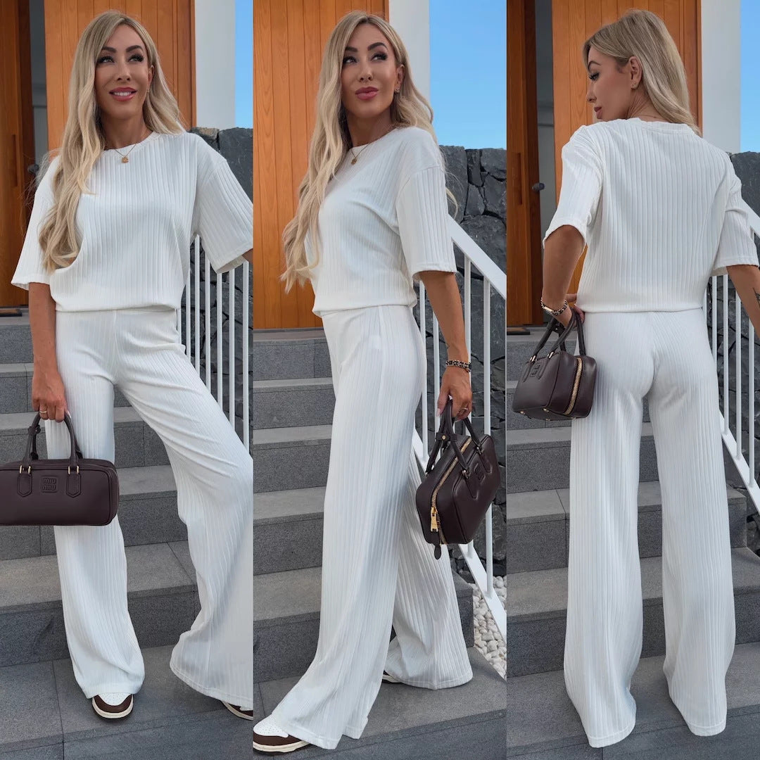 Damen weiches geripptes Lounge-Set mit Oversize-Viskoseshirt und High-Waist Schlaghose Shop Nory