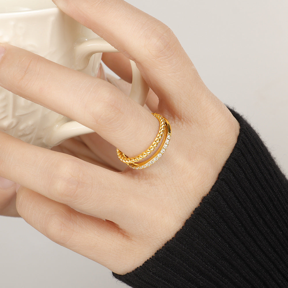 Damen edler Ring-Satz mit funkelnden Zirkonia-Steinen Shop Nory