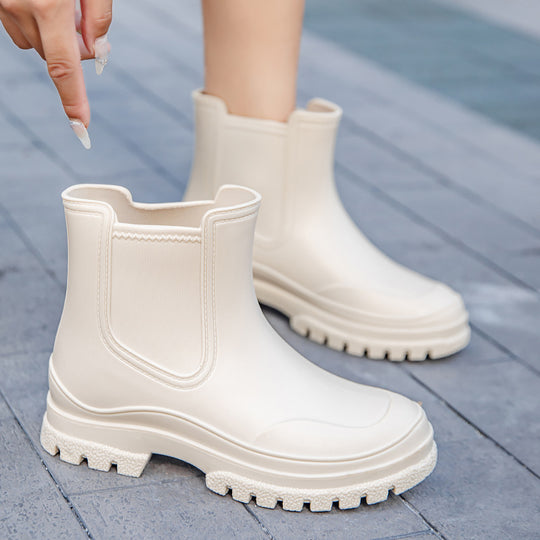 Damen Kurzschaftige Gummi-Regenstiefelette mit gepolstertem Ringbund und profilierter Plateau-Laufsohle Shop Nory