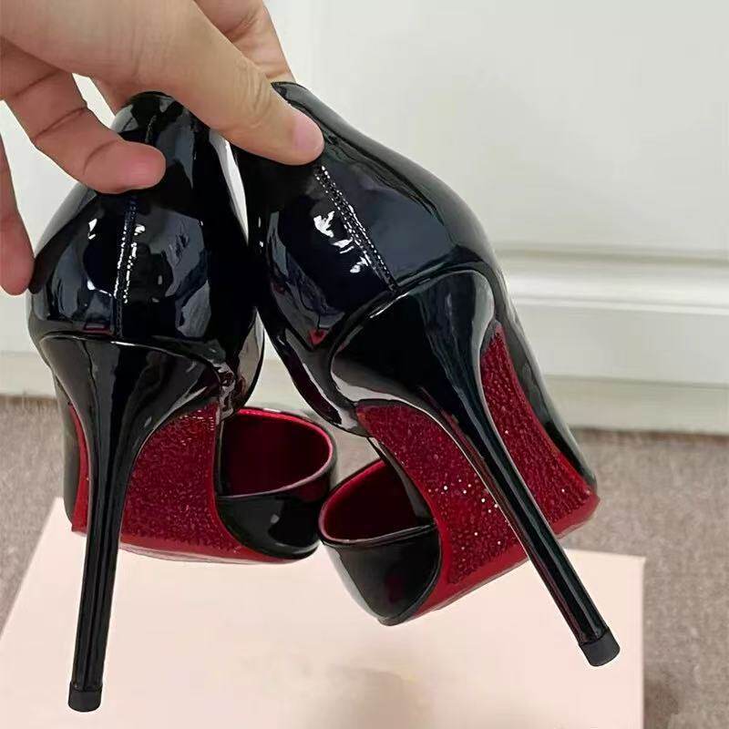Damen elegante Stiletto-Pumps mit glänzender Oberfläche Shopnory