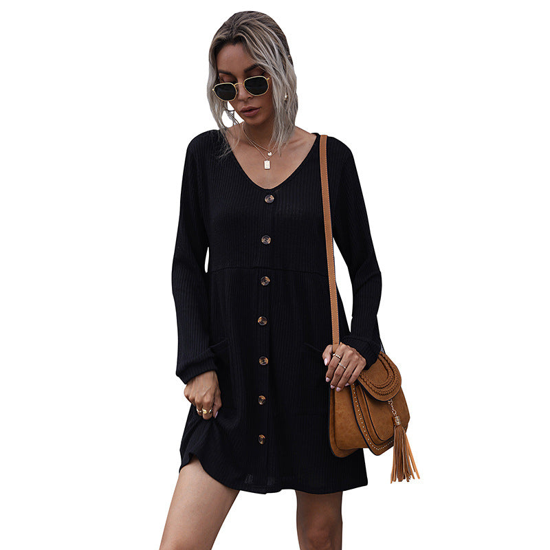 Damen Strick-Kurzkleid mit V‑Ausschnitt, Knopfleiste und Eingrifftaschen Shop Nory