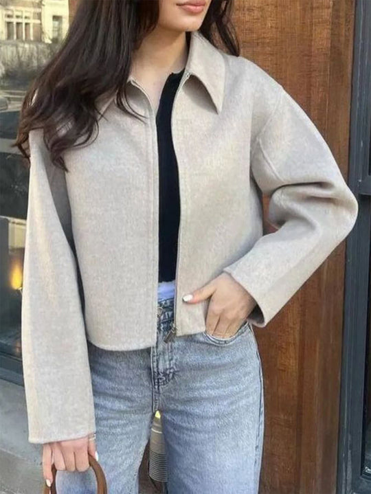 Damen nan kaschmirähnliche Wolljacke mit durchgehendem Reißverschluss, oversized Schnitt und Hemdkragen Shop Nory