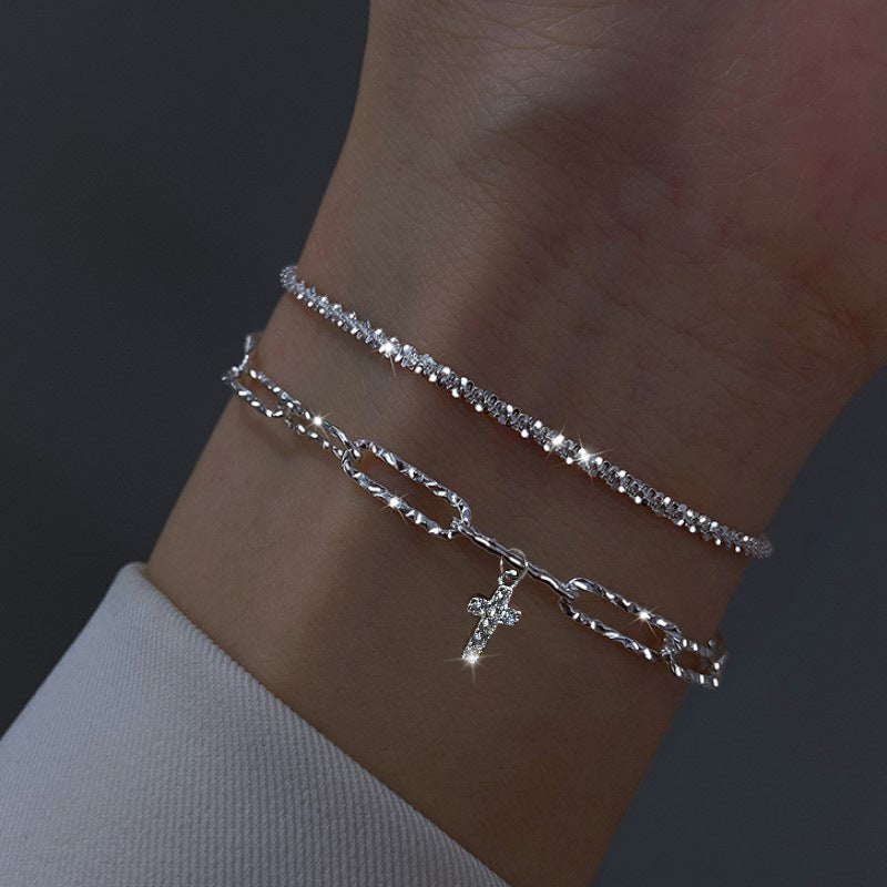 Damen Armband-Set mit eleganten filigranen Ketten und funkelnden Akzenten Shop Nory