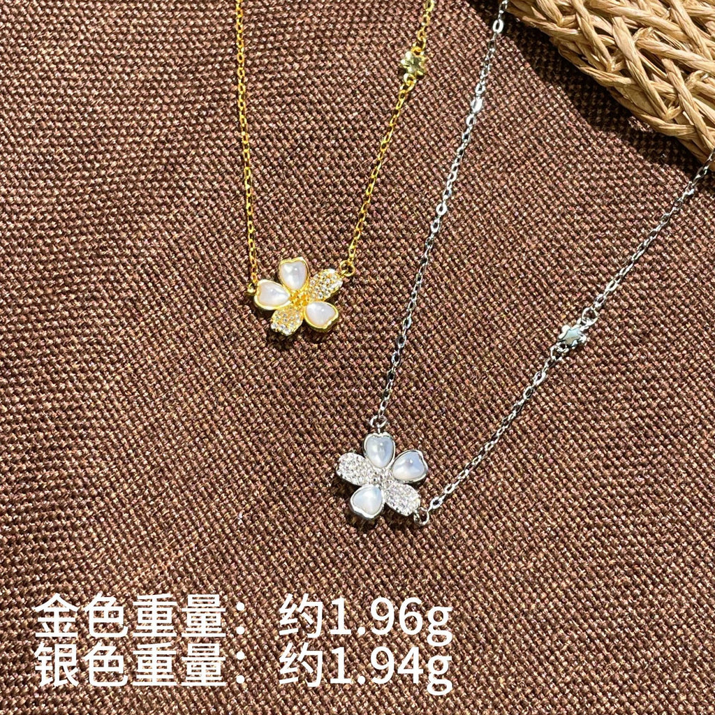 Damen Halskette mit floralen Zirkonia-Details Shop Nory
