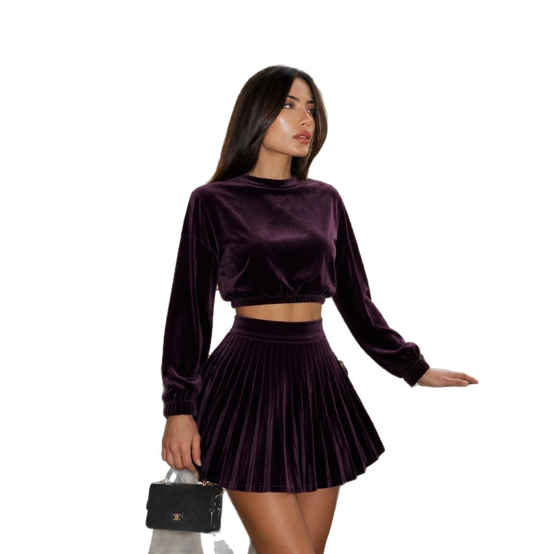 Damen Samt-Cropped Sweater mit Ballonärmeln und Plissee-Minirock Shop Nory