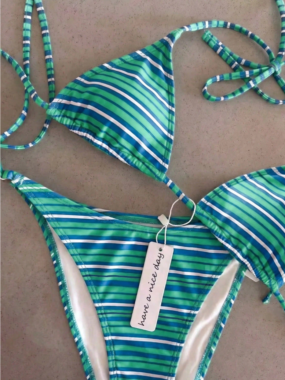Damen Triangel-Bikini mit klassischem Punktmuster Shopnory