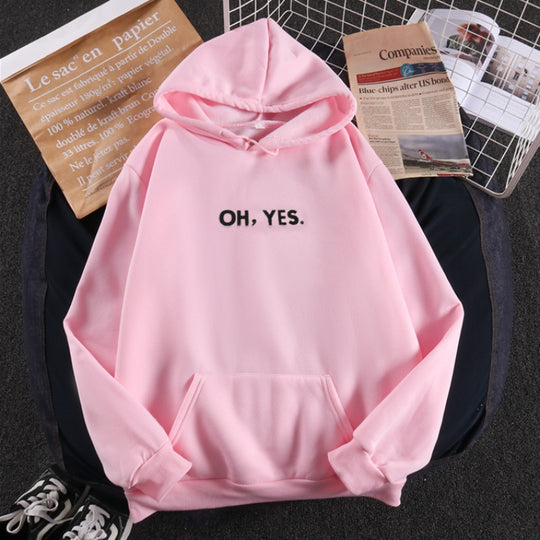 Damen nan Kapuzenpullover mit weichem Innenfutter, Kängurutasche und dezentem Frontprint Shop Nory