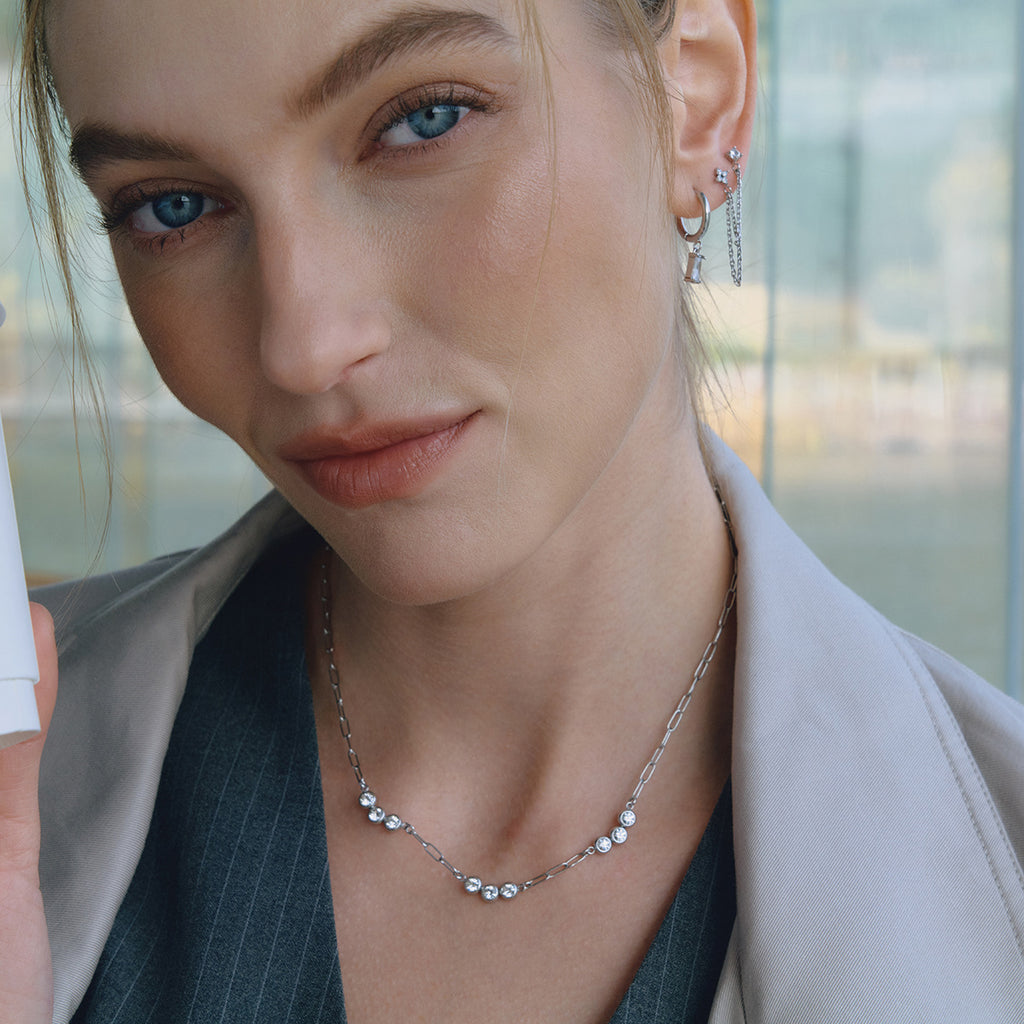 Damen Halskette mit eleganten Zirkonia-Elementen und hypoallergenem Edelstahl Shop Nory