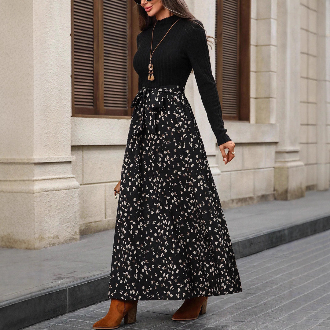 Damen Zweiteiliges Set aus Feinstrick‑Rollkragenoberteil und gemustertem Midaxi‑Rock mit Bindegürtel Shop Nory