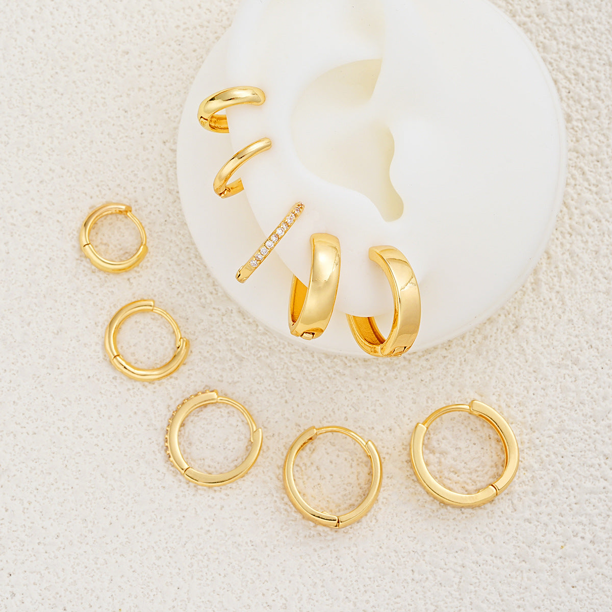 Damen Ohrringe Set mit eleganten und funkelnden Kristallen Shop Nory