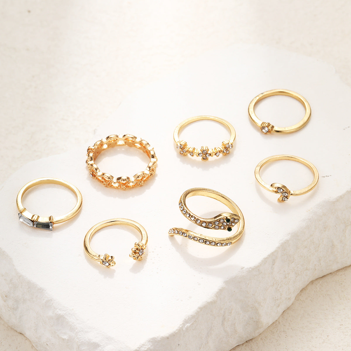 Damen Ring-Set mit kreativem Design und funkelnden Akzenten Shop Nory