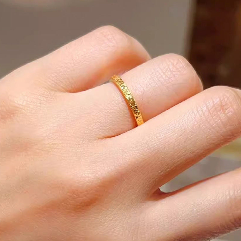 Damen Eleganter, zarter Ring mit strukturiertem Design Shop Nory