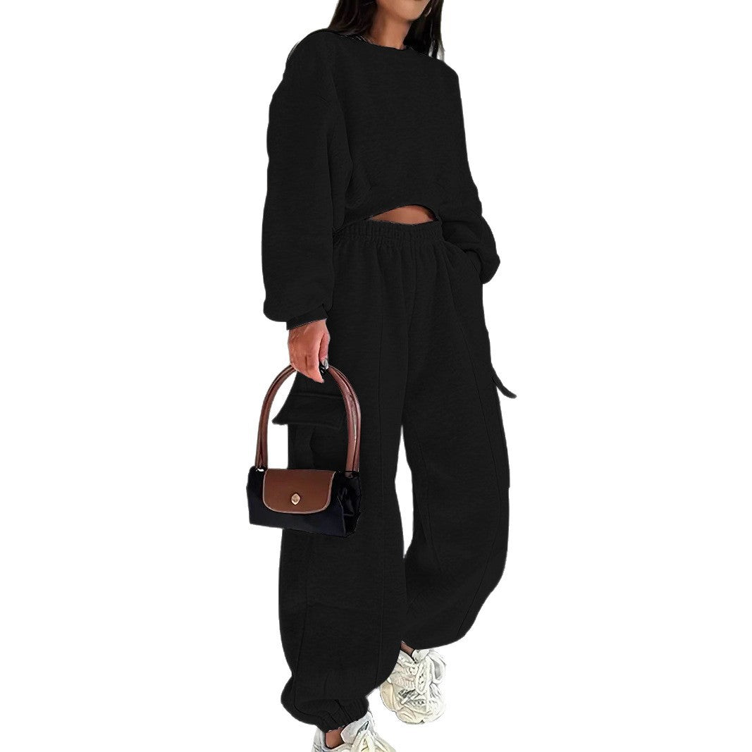 Damen komfortables Cropped-Sweatset mit oversized Pullover und High-Waist Cargo-Jogger Shop Nory