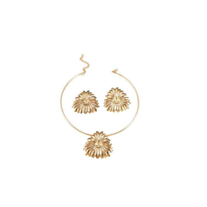 Damen Schmuckset mit elegantem, floralem Design Shop Nory