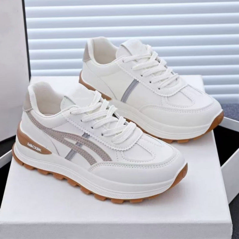 Damen Voluminöse Plateausneaker mit rutschfester Gummiprofilsohle und seitlichen Zierstreifen Shop Nory