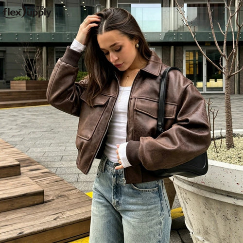 Damen nan kurzer Bomberjacke in Veloursleder‑Optik mit großen Pattentaschen und Rippbündchen Shop Nory