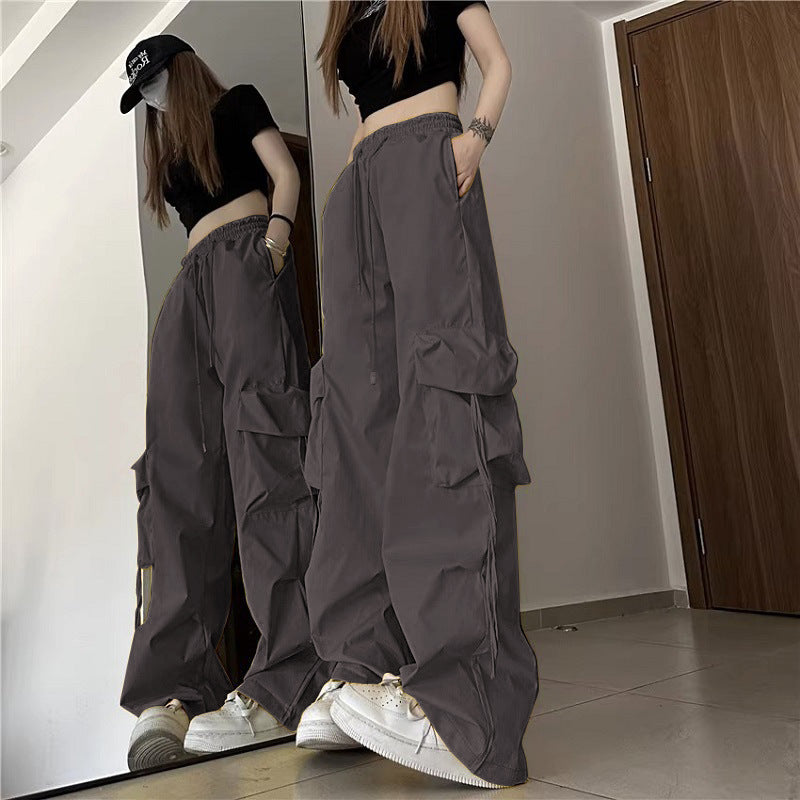 Damen Cargo-Hose im urbanen Stil mit weitem Schnitt und praktischen Seitentaschen