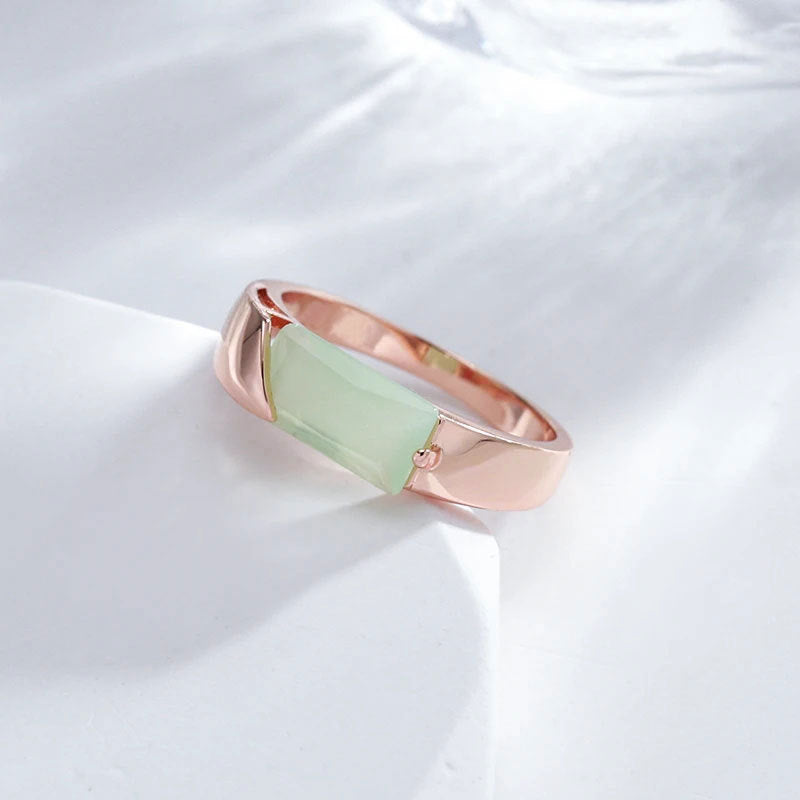 Damen modern gestalteter Ring mit rechteckigem Stein Shop Nory