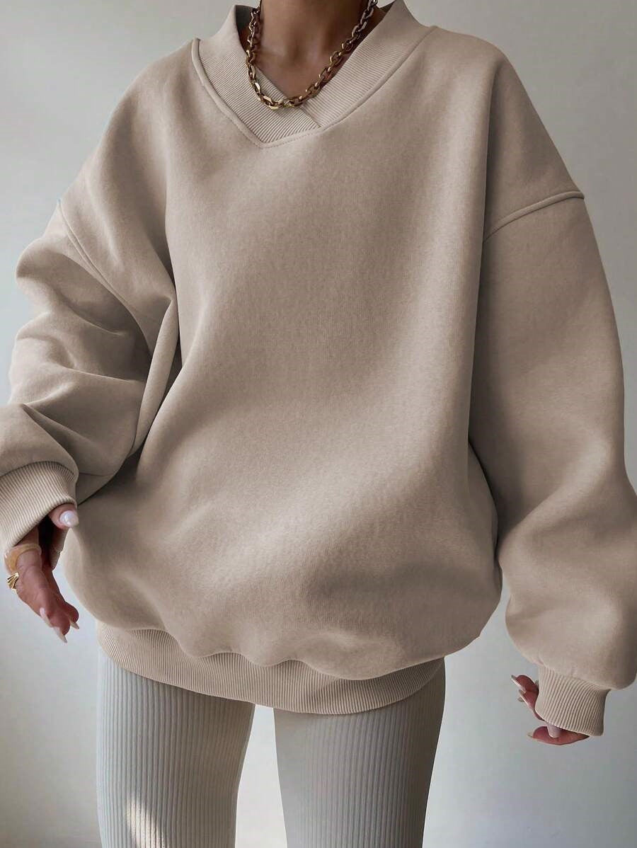 Damen Oversized V-Ausschnitt Sweatshirt mit verstärktem Rippkragen und extraweitem Cut Shop Nory