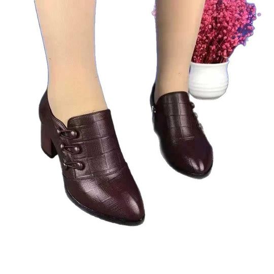 Damen Elegante Spitze Slipper‑Pumps mit niedrigem Blockabsatz und strukturierter Lederoptik Shop Nory