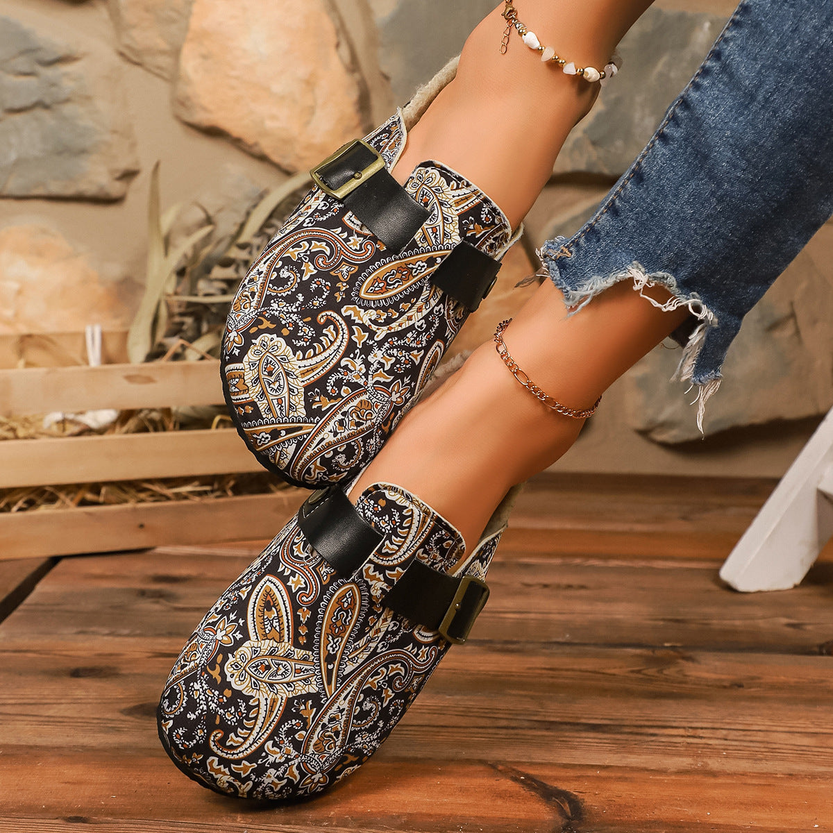Damen Freizeit-Sandalen mit buntem geometrischen Design und verstellbarem Riemen Shopnory