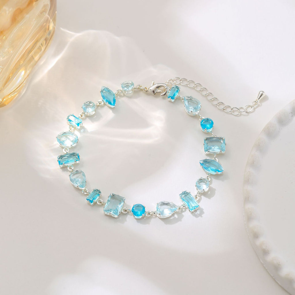 Kristallbesetztes Armband mit Verstellbarer Gliederkette
