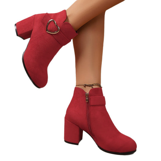Damen Ankle‑Boots mit Blockabsatz und Herzschnalle Shop Nory
