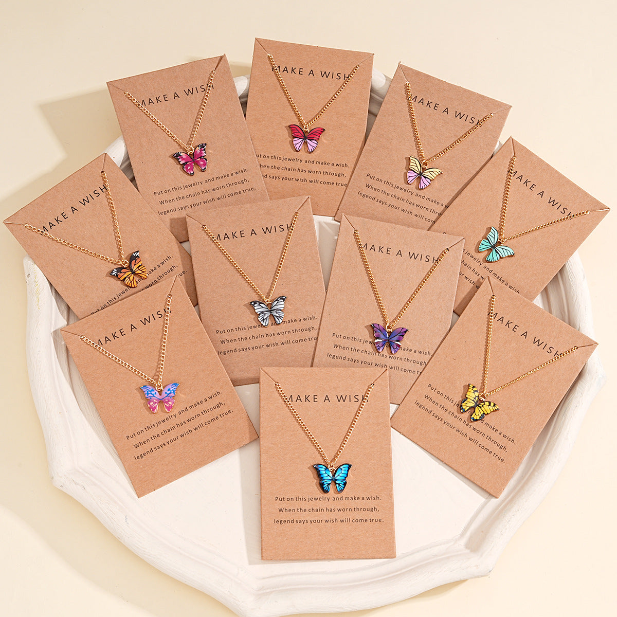 Damen Halskette mit bunten Schmetterlingsanhängern Shop Nory