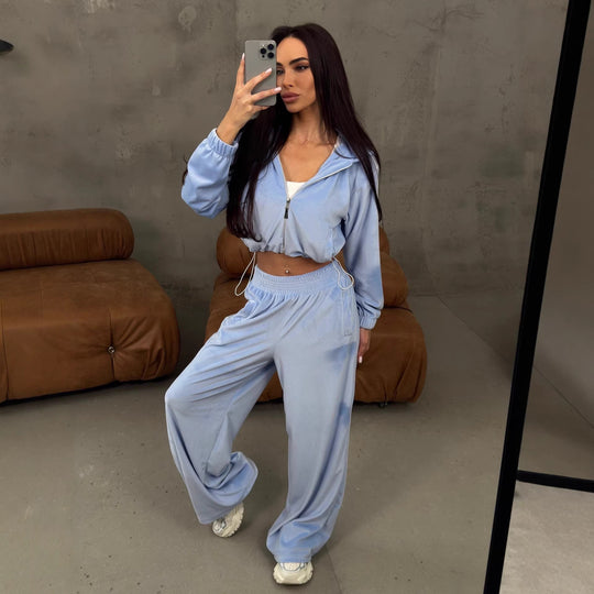 Damen weites Lounge-Set mit Cropped Zipjacke und High-Waist Relaxhose Shop Nory