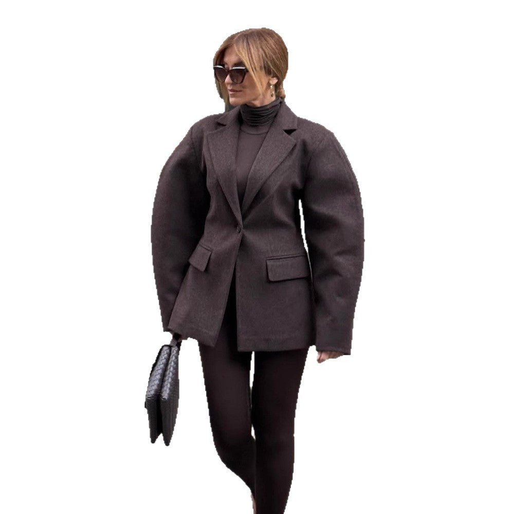 Damen Oversize-Strukturblazer mit betonter Schulterpartie und voluminösen Ärmeln Shop Nory