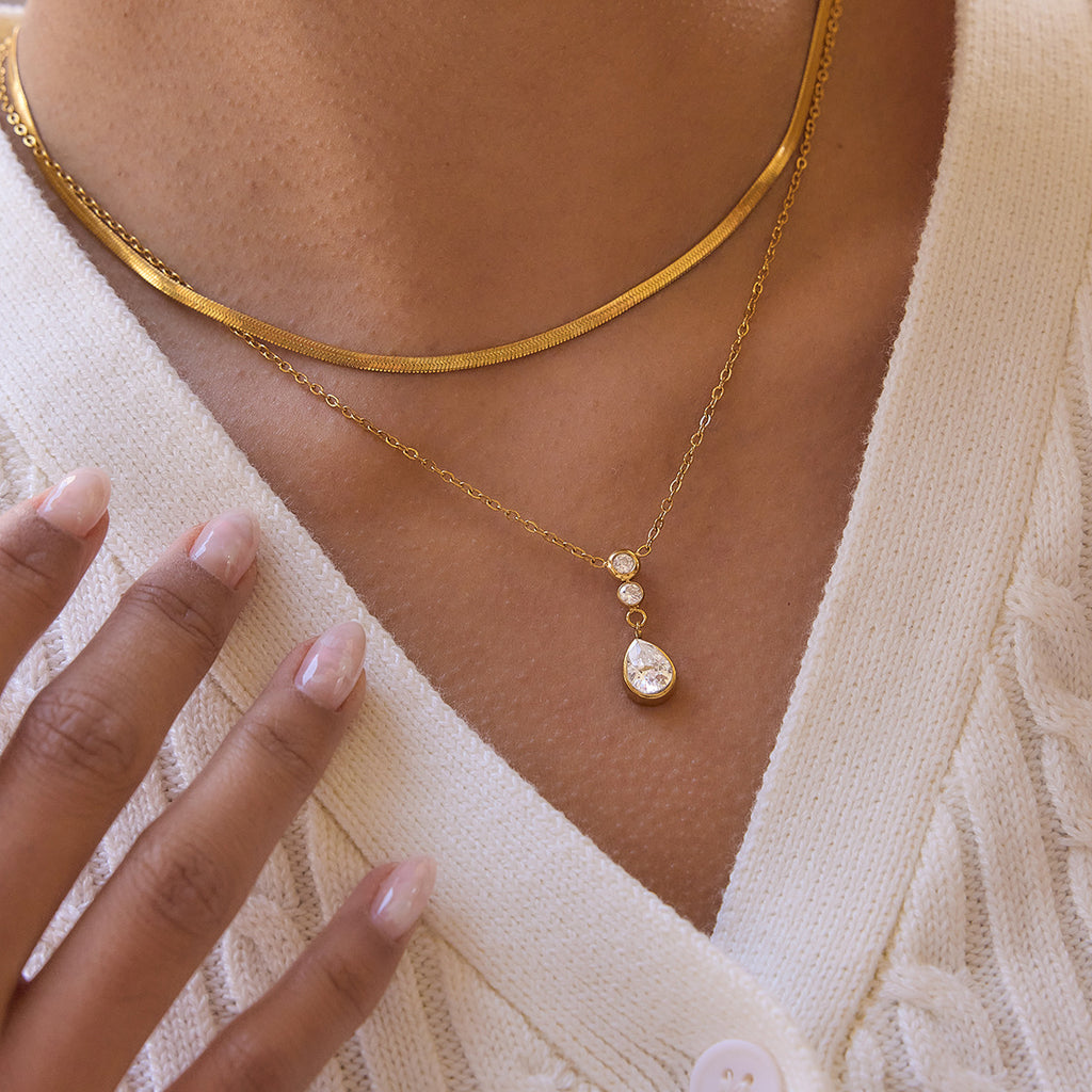 Damen Halskette mit zarten Wasserfall-Anhängern und verlängerbarer Edelstahlkette Shop Nory
