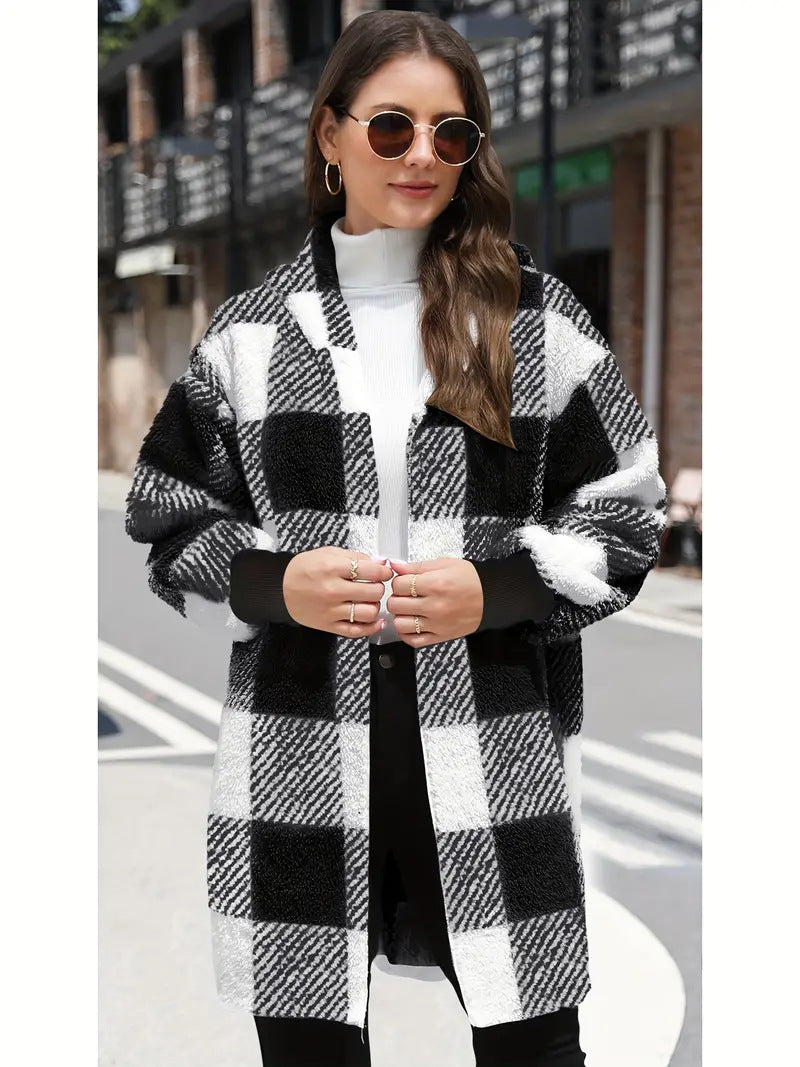 Damen Kuschelige Wolljacke mit Karomuster