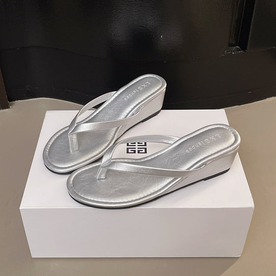 Damen eleganter Wedgesandalen mit schimmerndem Design