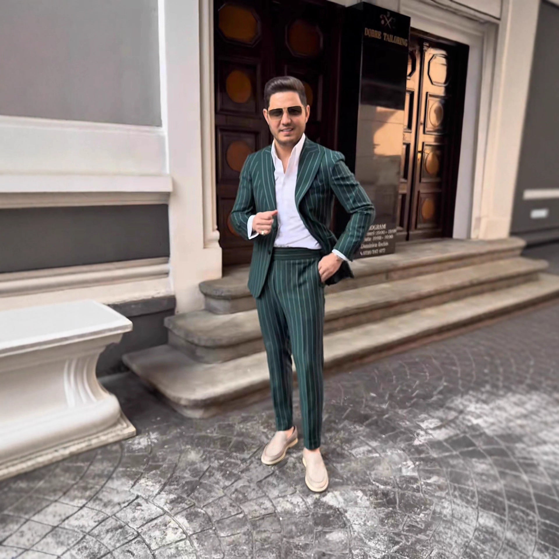 Herren elegante Anzug mit doppelter Knopfreihe und modischen Streifen Shopnory