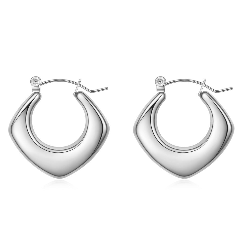 Damen Creolen im modernen, asymmetrischen Design Shop Nory