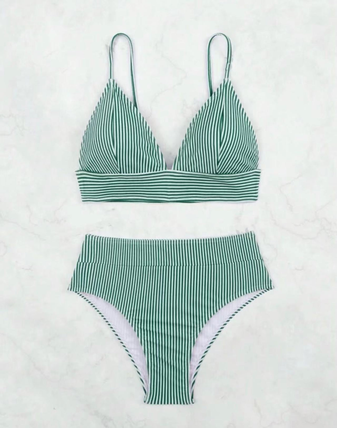Damen Hochgeschnittener Bikini mit elegantem Streifenmuster