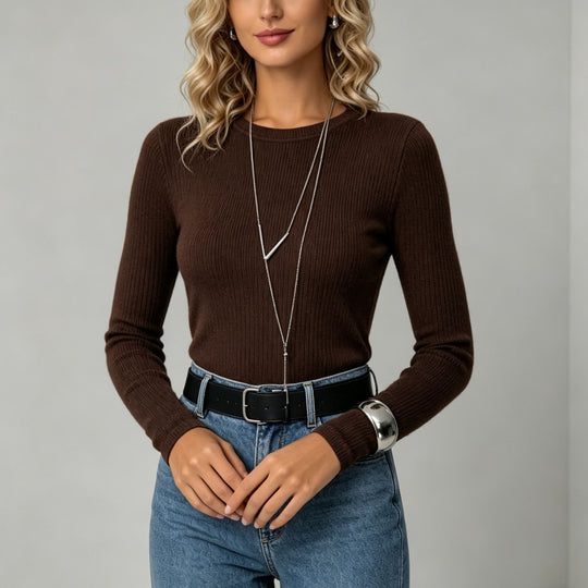 Damen Enganliegender Rippstrick-Pullover mit Rundhalsausschnitt Shop Nory