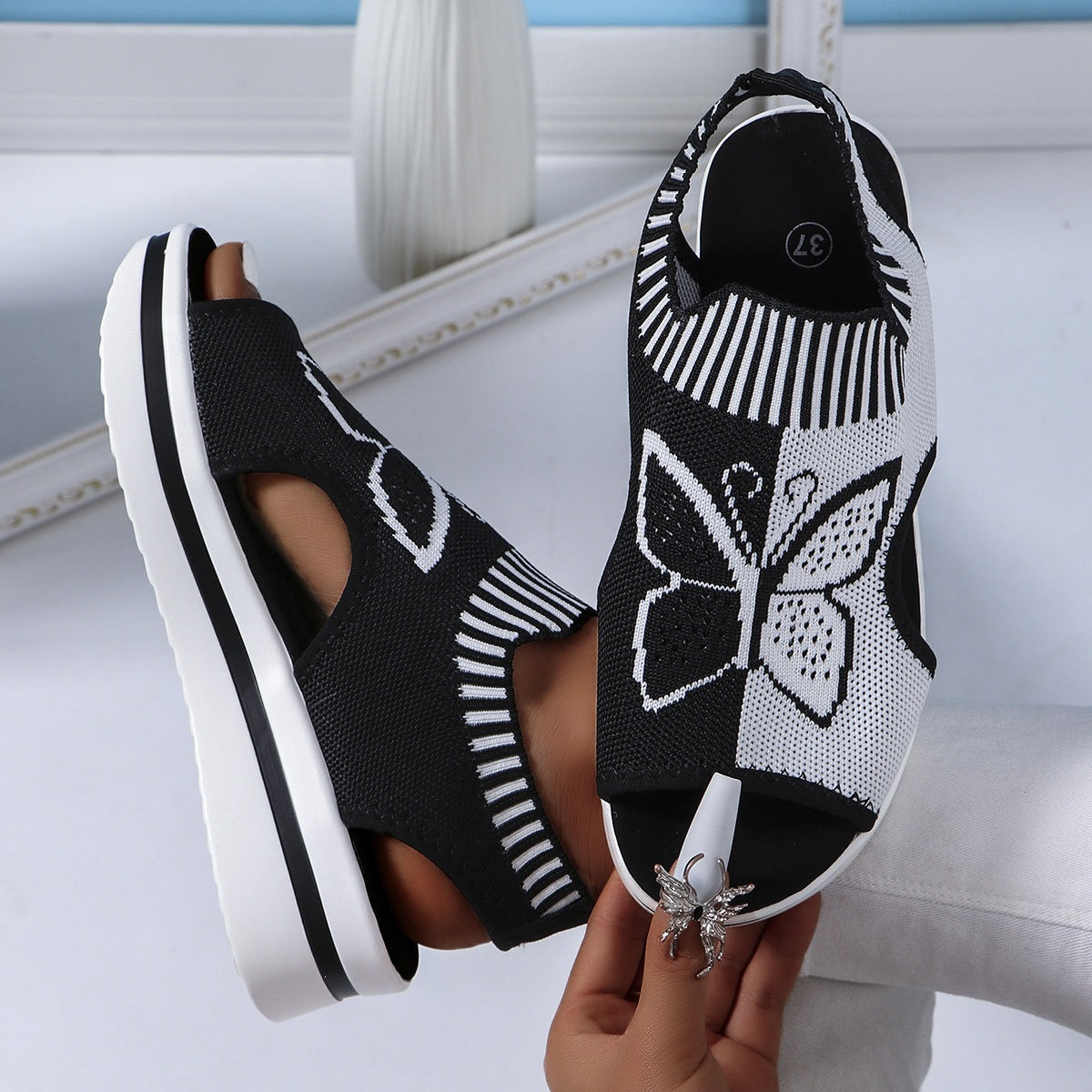 Damen Sportliche Plateau-Sandalen mit modischem Schmetterlingsdesign