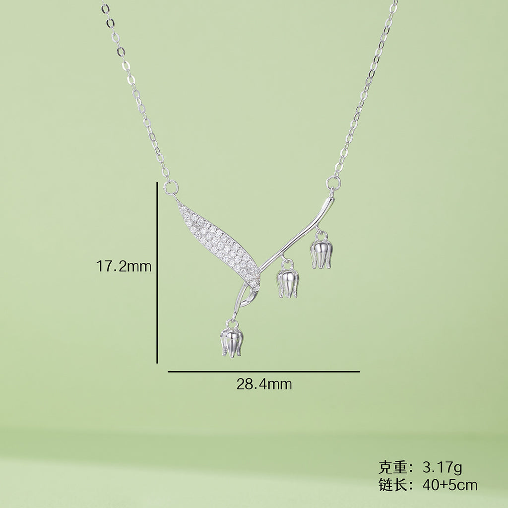 Damen elegante Halskette mit botanischem Design und funkelnden Zirkonia Shop Nory