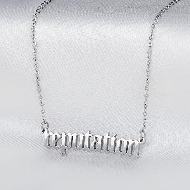 Damen Kette mit individuellem Schriftzug aus hochwertigem Edelstahl Shop Nory