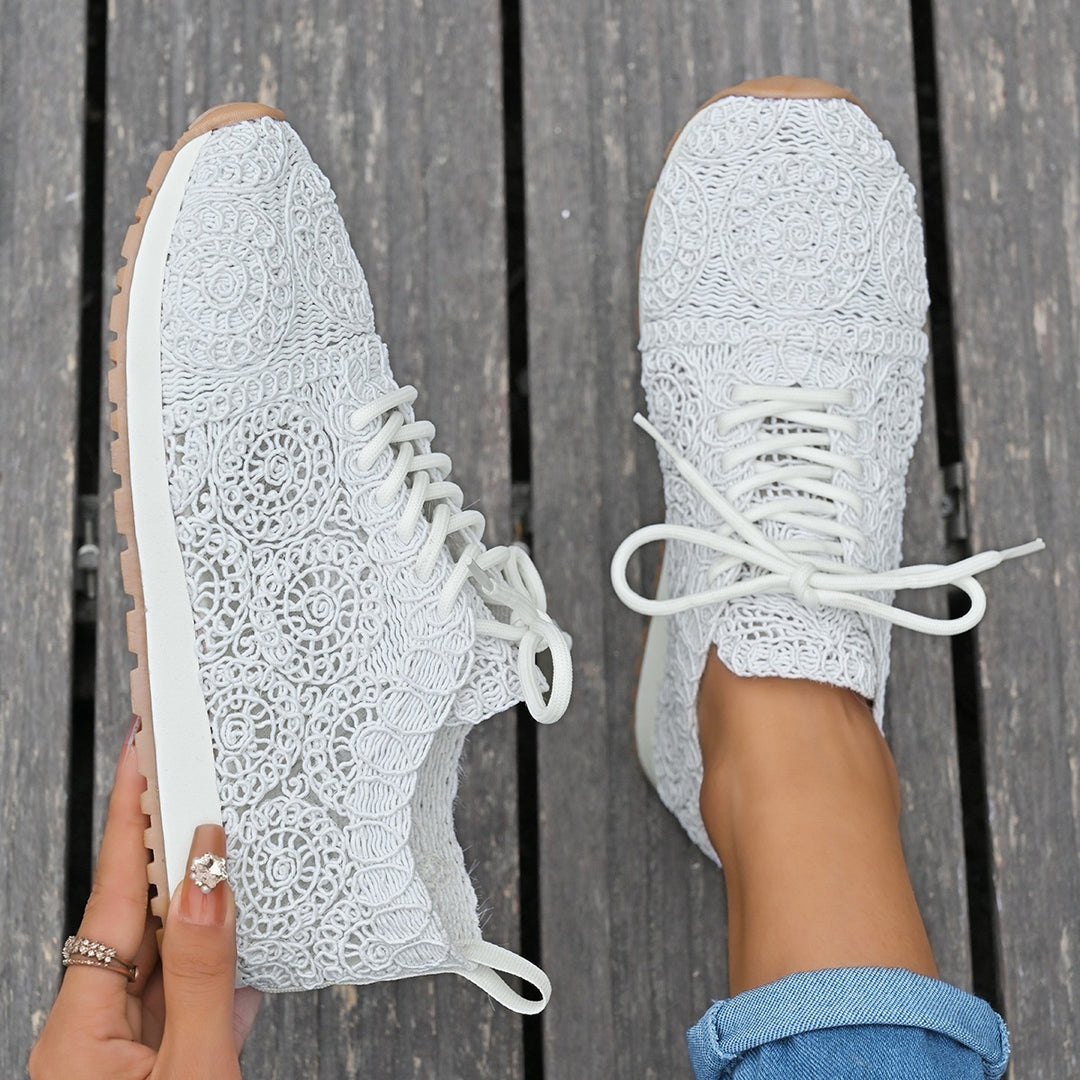Damen Leichte Sneaker mit Häkelspitzen-Obermaterial und profilierter Gummisohle Shop Nory