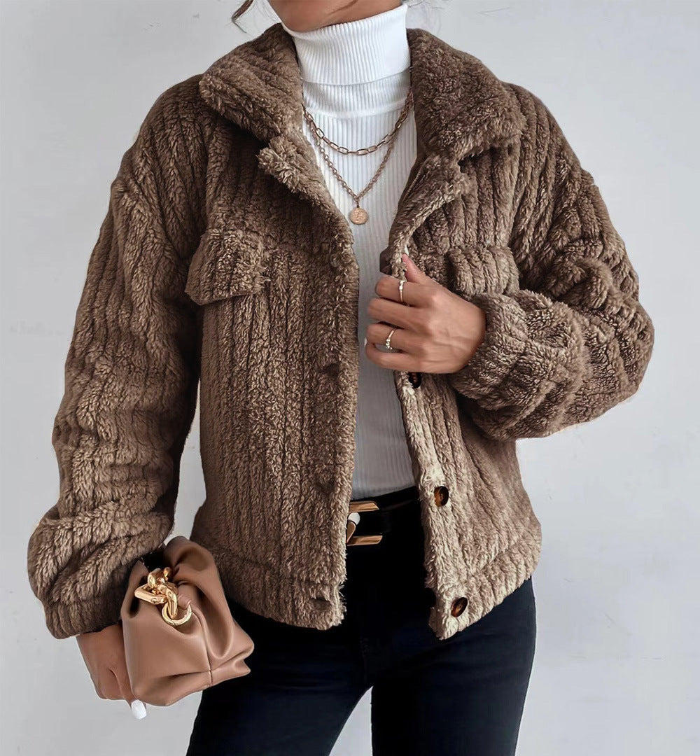 Damen nan kuschelige Teddyjacke mit Hemdkragen, Druckknopfverschluss und aufgesetzten Brusttaschen Shop Nory