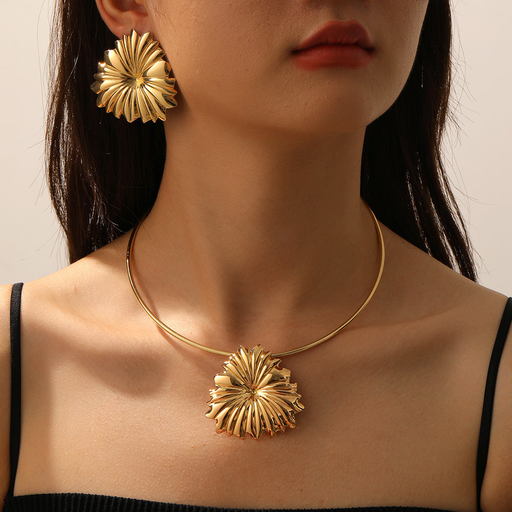Damen Schmuckset mit elegantem, floralem Design Shop Nory