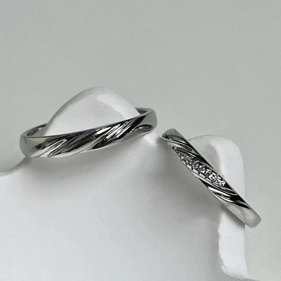 Damen Trauringe mit feinen gewundenen Designs und funkelnden Zirkonia Shop Nory
